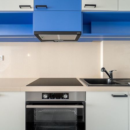 Newly Renovated!!! - Modern Apartment 10 Minutes From The Grand Boulevard Budapest Exterior photo